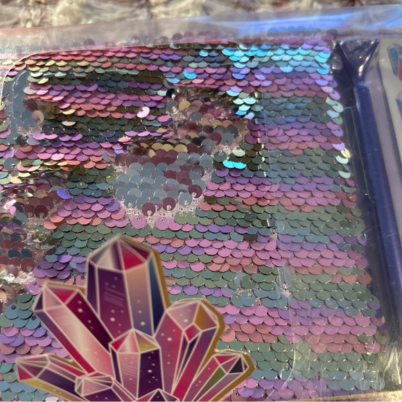 Go Glam Glitter Nails and My Sequin Diary Set - Picture 4 of 7